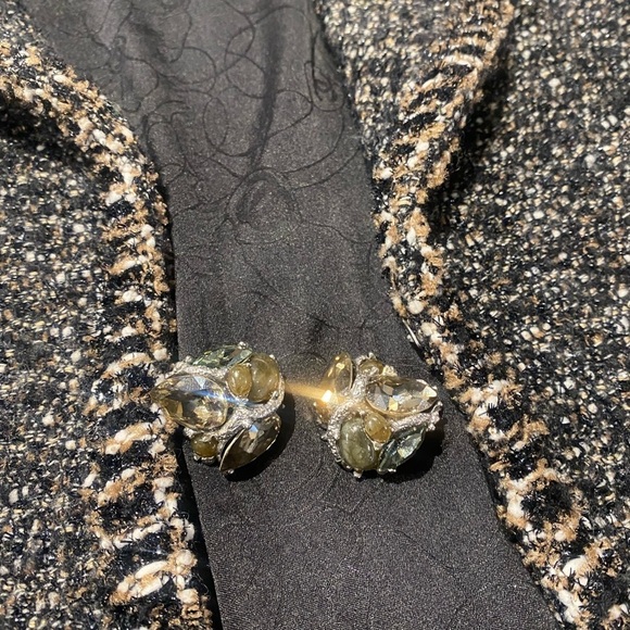 Alexis Bittar liver tone crystal clip on earrings - Picture 6 of 16